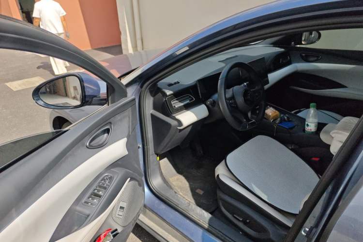 Used BYD Seal 06 New Energy 2024 DM-i 120KM Luxury Model Driver Seat