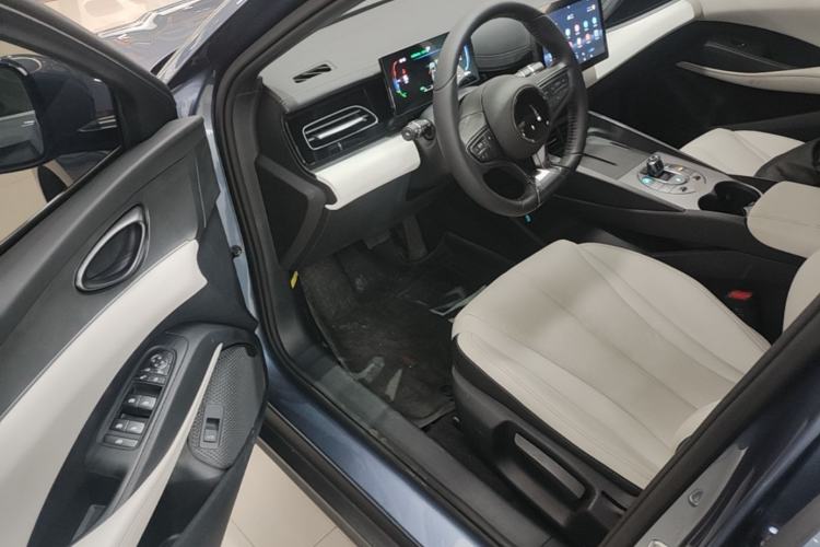Used BYD Seal 06 New Energy 2024 DM-i 80KM Luxury Model Driver Seat