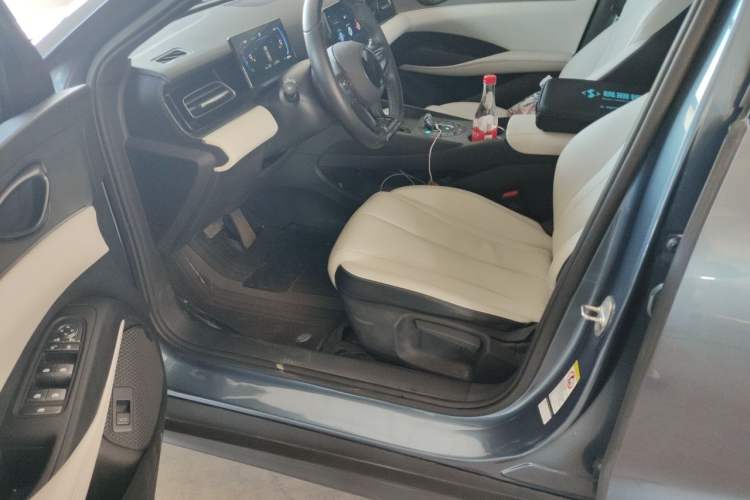 Used BYD Seal 06 New Energy 2024 DM-i 80KM Luxury Model Driver Seat