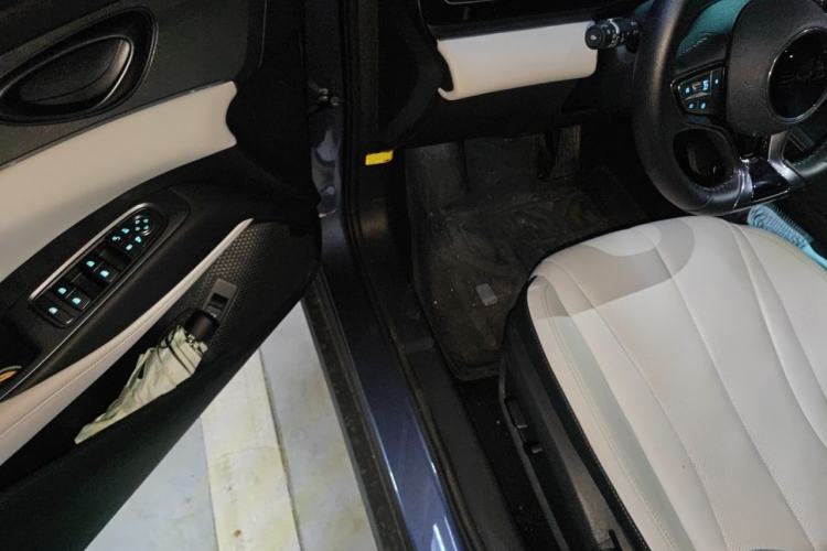 Used BYD Seal 06 New Energy 2024 DM-i 120KM Prestige Model Driver Seat