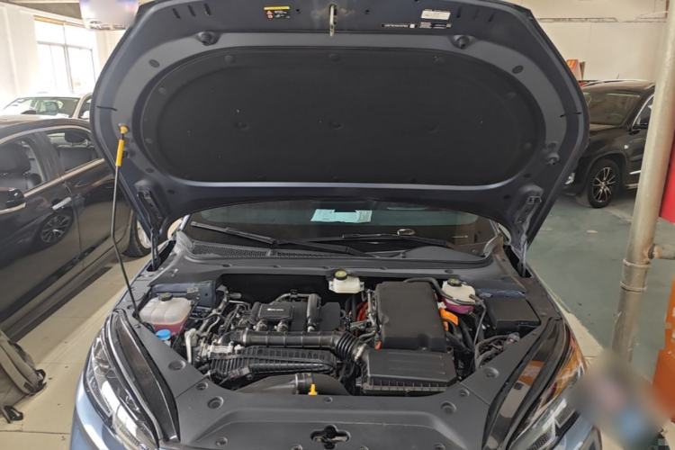 Used BYD Seal 06 New Energy 2024 DM-i 120KM Luxury Model Engine Bay