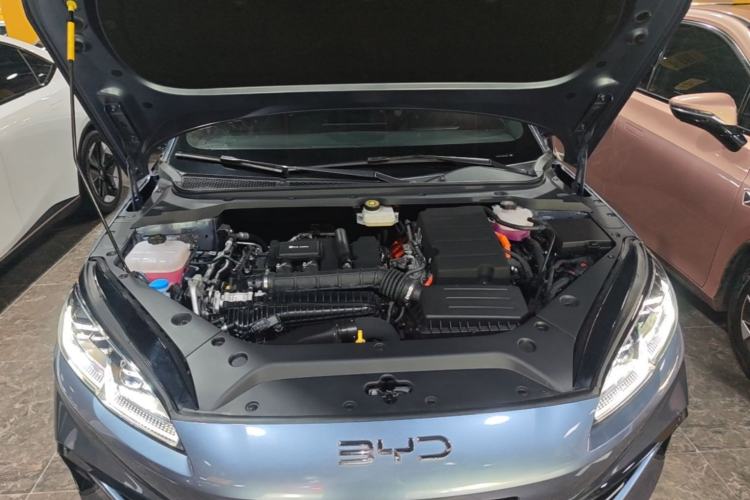 Used BYD Seal 06 New Energy 2024 DM-i 120KM Luxury Model Engine Bay
