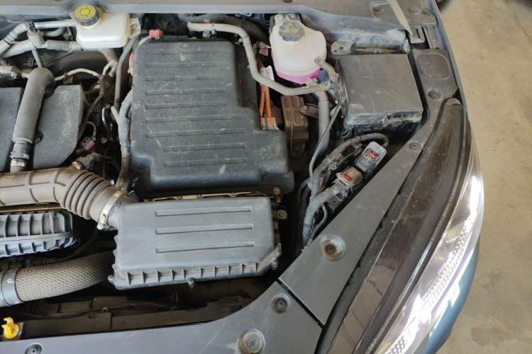 Used BYD Seal 06 New Energy 2024 DM-i 80KM Luxury Model Engine Bay Left