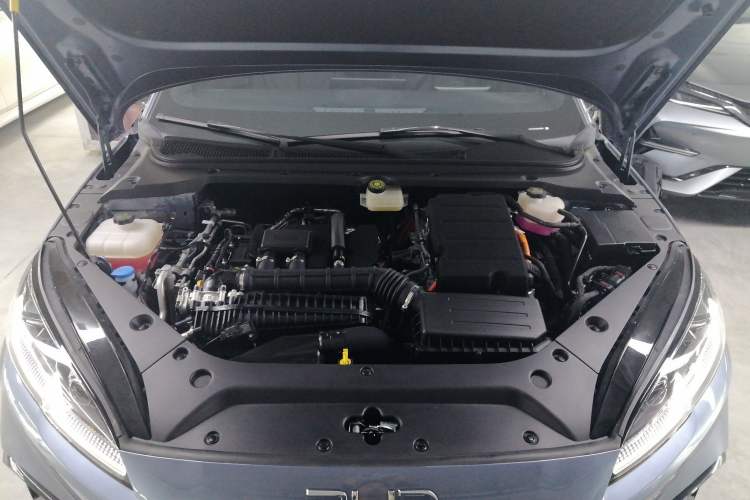 Used BYD Seal 06 New Energy 2024 DM-i 80KM Prestige Model Engine Bay
