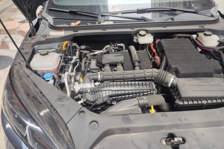 Used BYD Seal 06 New Energy 2024 DM-i 80KM Prestige Model Engine Bay Right