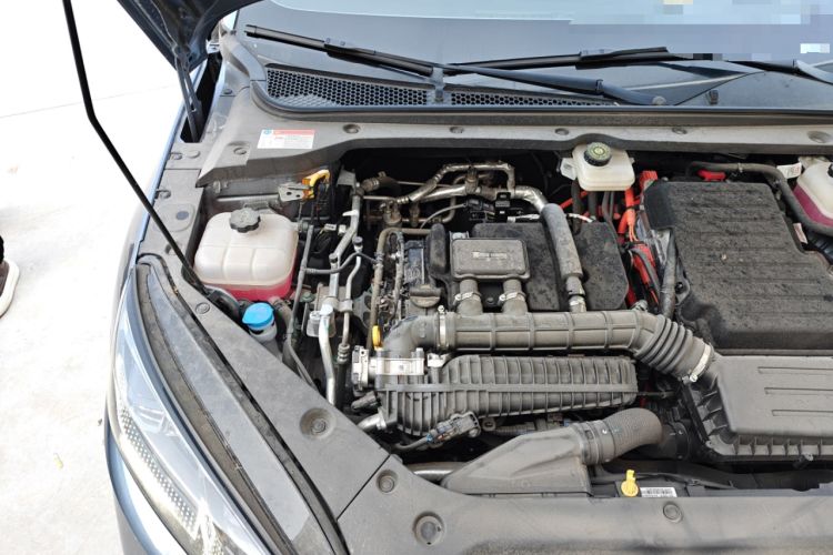 Used BYD Seal 06 New Energy 2024 DM-i 80KM Prestige Model Engine Bay Right