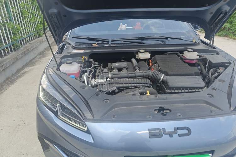 Used BYD Seal 06 New Energy 2024 DM-i 80KM Prestige Model Engine Bay Right