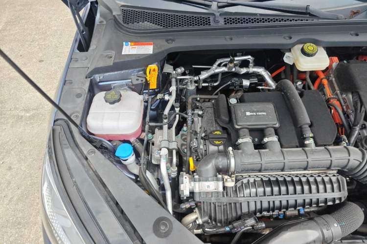Used BYD Seal 06 New Energy 2024 DM-i 80KM Luxury Model Engine Bay Right