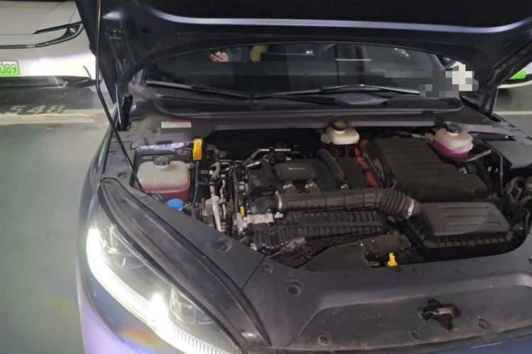 Used BYD Seal 06 New Energy 2024 DM-i 80KM Prestige Model Engine Bay Right