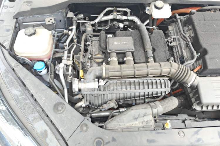 Used BYD Seal 06 New Energy 2024 DM-i 120KM Prestige Model Engine Bay Right