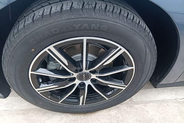 Used BYD Seal 06 New Energy 2024 DM-i 120KM Prestige Model Exterior 4