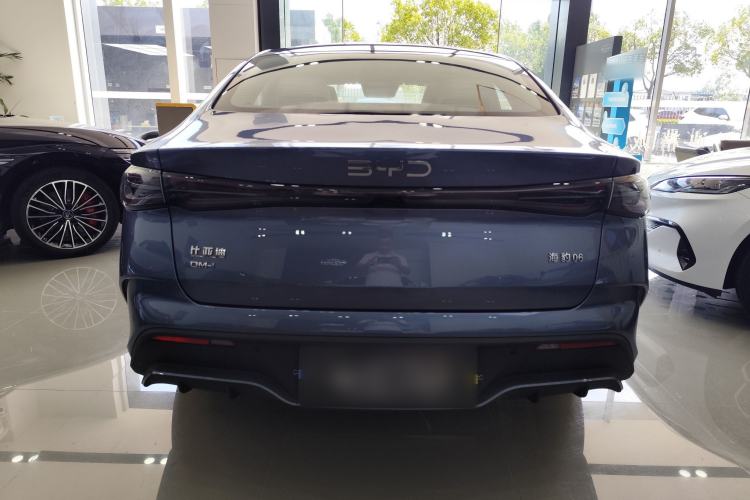 Used BYD Seal 06 New Energy 2024 DM-i 120KM Flagship Model Exterior 4