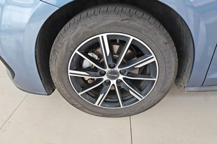Used BYD Seal 06 New Energy 2024 DM-i 80KM Prestige Model Exterior 4