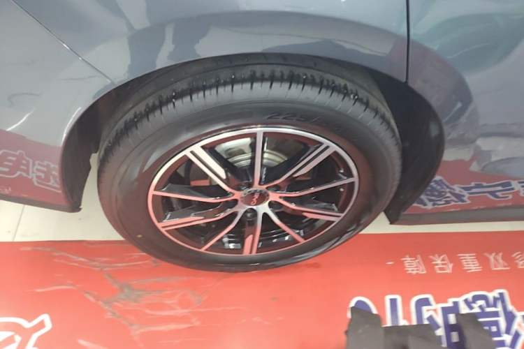 Used BYD Seal 06 New Energy 2024 DM-i 80KM Prestige Model Exterior 5