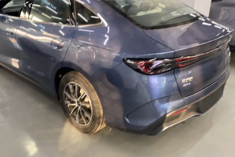 Used BYD Seal 06 New Energy 2024 DM-i 120KM Luxury Model Exterior 5