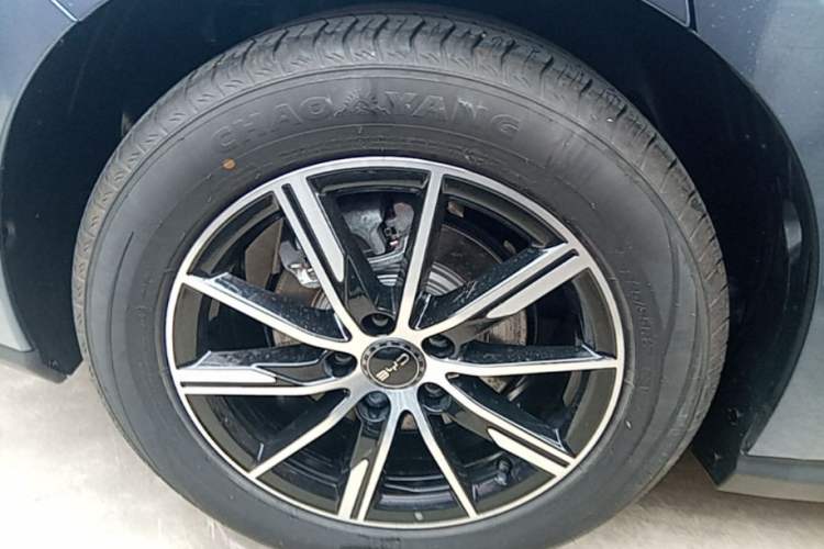 Used BYD Seal 06 New Energy 2024 DM-i 120KM Prestige Model Exterior 5
