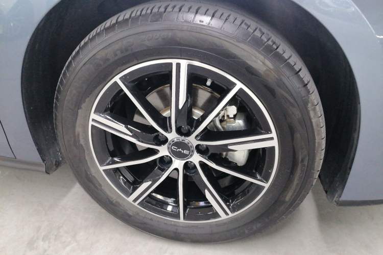 Used BYD Seal 06 New Energy 2024 DM-i 80KM Prestige Model Exterior 5