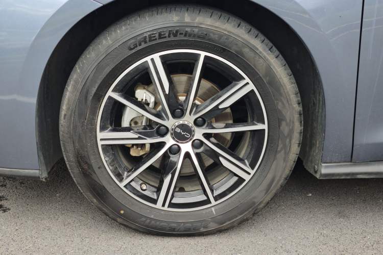 Used BYD Seal 06 New Energy 2024 DM-i 80KM Prestige Model Exterior 8