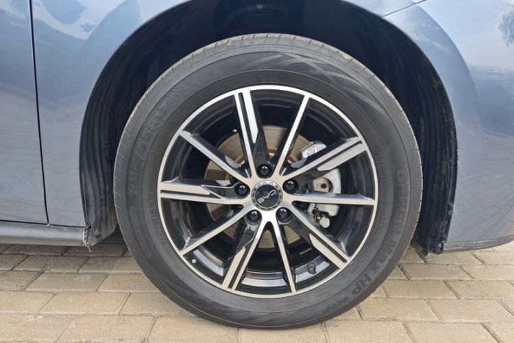 Used BYD Seal 06 New Energy 2024 DM-i 120KM Prestige Model Exterior 9