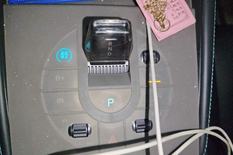 Used BYD Seal 06 New Energy 2024 DM-i 80KM Prestige Model Gear Lever