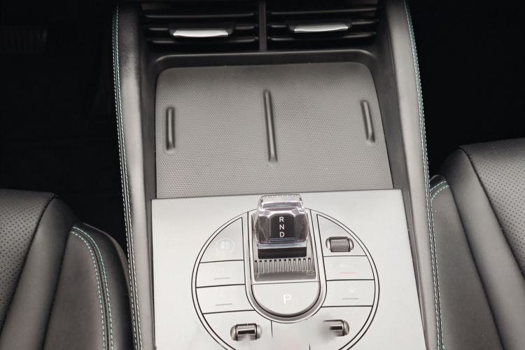 Used BYD Seal 06 New Energy 2024 DM-i 80KM Prestige Model Gear Lever
