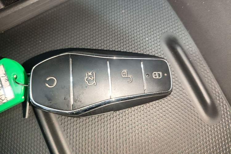 Used BYD Seal 06 New Energy 2024 DM-i 80KM Luxury Model Interior 1