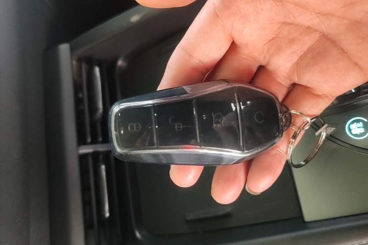 Used BYD Seal 06 New Energy 2024 DM-i 80KM Prestige Model Interior 1