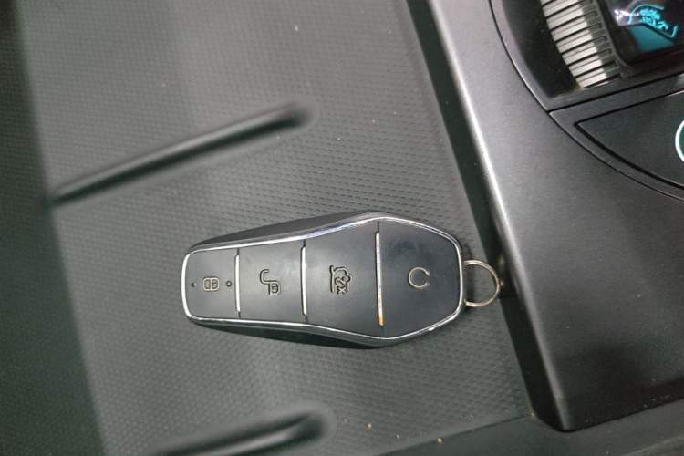 Used BYD Seal 06 New Energy 2024 DM-i 80KM Luxury Model Interior 1