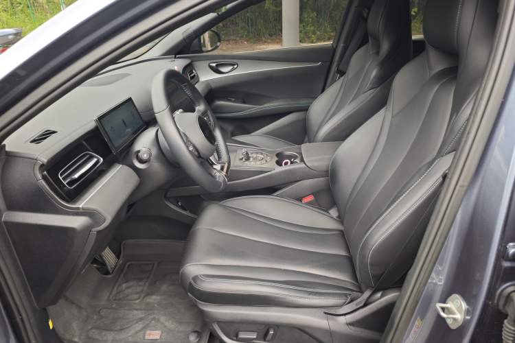 Used BYD Seal 06 New Energy 2024 DM-i 80KM Prestige Model Interior 2