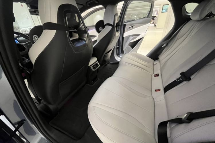 Used BYD Seal 06 New Energy 2024 DM-i 80KM Prestige Model Interior 4