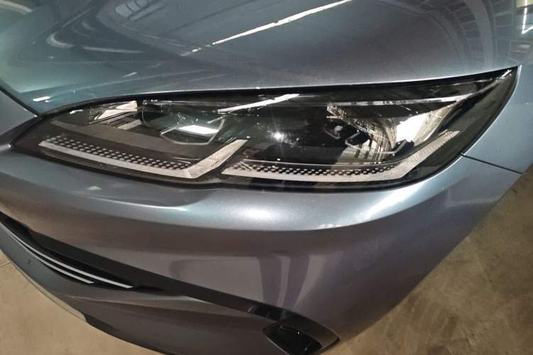 Used BYD Seal 06 New Energy 2024 DM-i 80KM Luxury Model Left Front Headlight