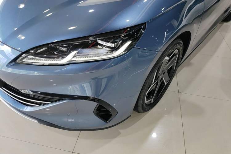Used BYD Seal 06 New Energy 2024 DM-i 120KM Flagship Model Left Front Headlight