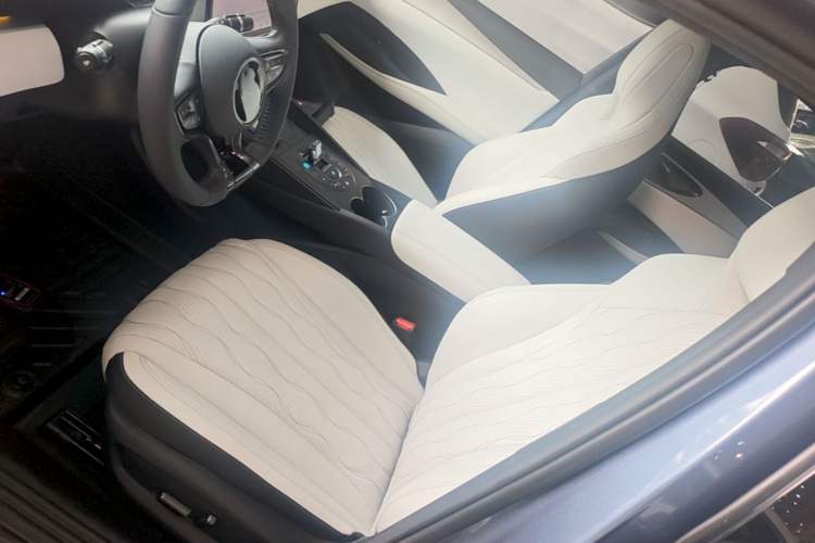 Used BYD Seal 06 New Energy 2024 DM-i 120KM Flagship Model Left Front Seat