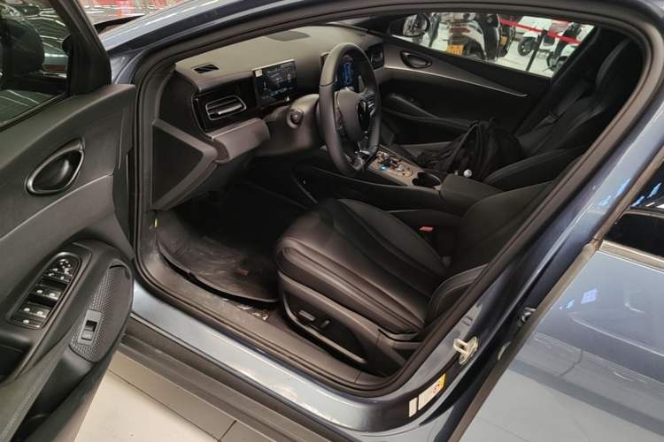 Used BYD Seal 06 New Energy 2024 DM-i 80KM Prestige Model Left Front Seat