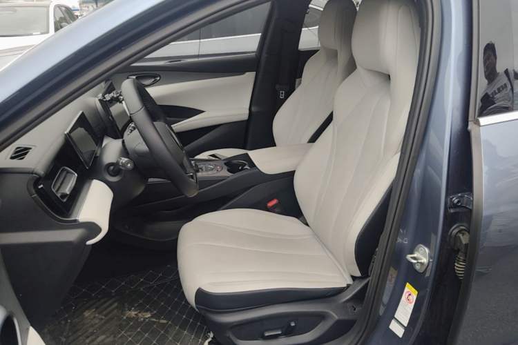Used BYD Seal 06 New Energy 2024 DM-i 120KM Luxury Model Left Front Seat