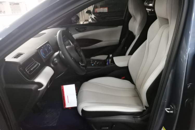 Used BYD Seal 06 New Energy 2024 DM-i 120KM Prestige Model Left Front Seat