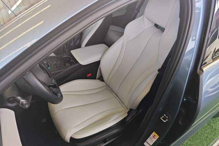 Used BYD Seal 06 New Energy 2024 DM-i 80KM Luxury Model Left Front Seat