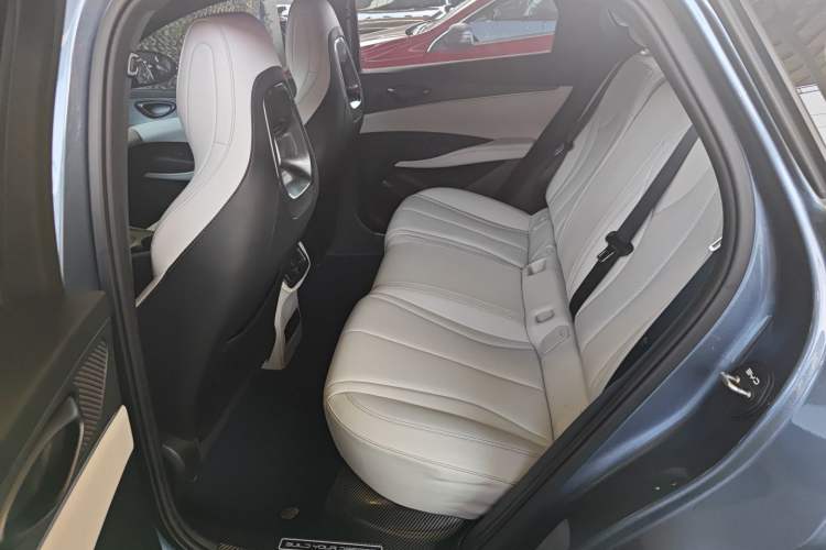 Used BYD Seal 06 New Energy 2024 DM-i 80KM Luxury Model Left Rear Seat