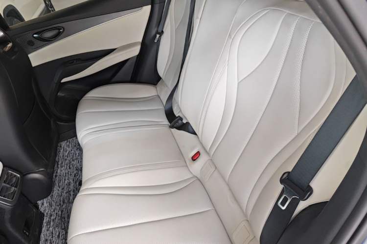 Used BYD Seal 06 New Energy 2024 DM-i 80KM Prestige Model Left Rear Seat