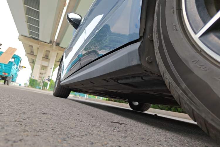 Used BYD Seal 06 New Energy 2024 DM-i 120KM Prestige Model Left Side Sill