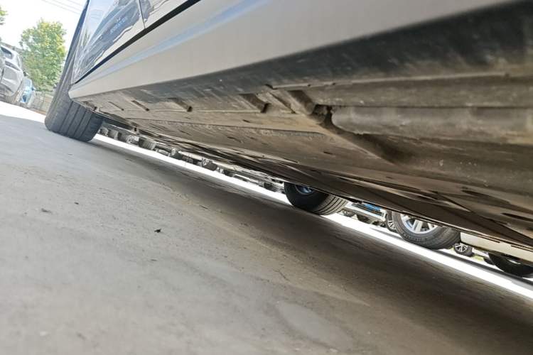 Used BYD Seal 06 New Energy 2024 DM-i 80KM Luxury Model Left Side Sill