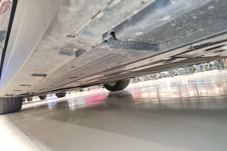 Used BYD Seal 06 New Energy 2024 DM-i 80KM Prestige Model Left Side Sill