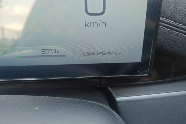 Used BYD Seal 06 New Energy 2024 DM-i 80KM Prestige Model Odometer Close Up