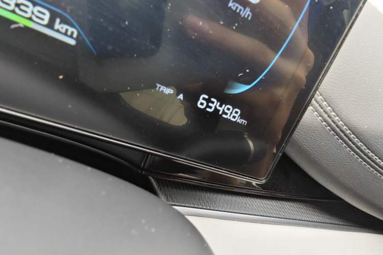 Used BYD Seal 06 New Energy 2024 DM-i 80KM Luxury Model Odometer Close Up