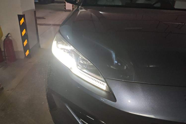 Used BYD Seal 06 New Energy 2024 DM-i 120KM Flagship Model Right Front Headlight