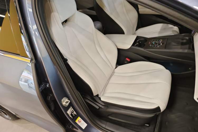 Used BYD Seal 06 New Energy 2024 DM-i 80KM Prestige Model Right Front Seat