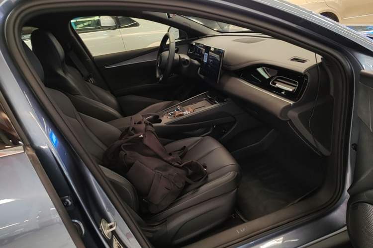 Used BYD Seal 06 New Energy 2024 DM-i 80KM Prestige Model Right Front Seat