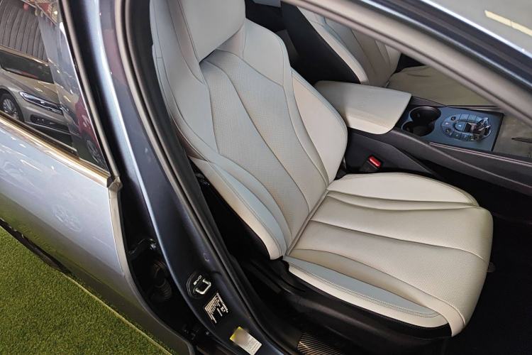 Used BYD Seal 06 New Energy 2024 DM-i 80KM Luxury Model Right Front Seat