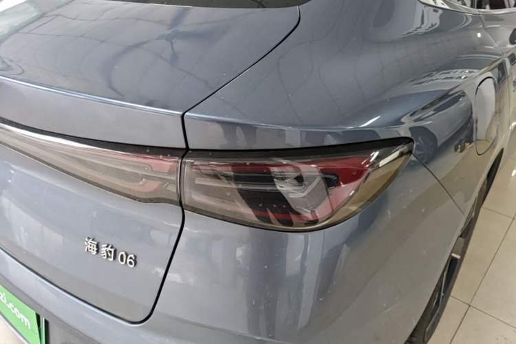 Used BYD Seal 06 New Energy 2024 DM-i 120KM Flagship Model Right Rear Taillight