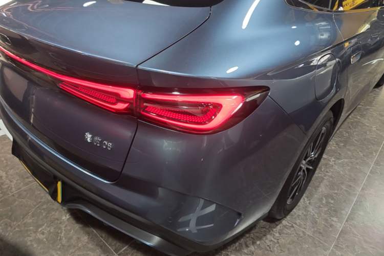 Used BYD Seal 06 New Energy 2024 DM-i 120KM Luxury Model Right Rear Taillight